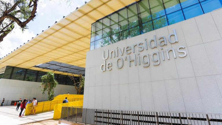 Universidad suspende clases tras grave amenaza de tiroteo