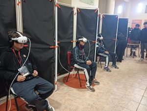 Estudiantes escolares aprenden sobre el cosmos gracias a la Realidad Virtual