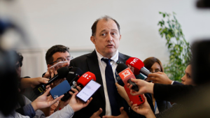 El tono áspero de Poduje complica a La Moneda