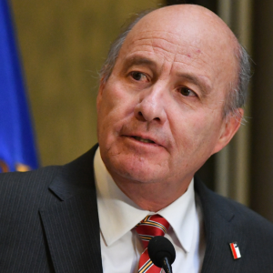 Quiroz reconoce falencias en aclaración sobre polémico oficio de Hacienda y reitera que 