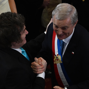 Kast se reúne con Milei en su primera gira internacional con Apablaza como sombra en la agenda