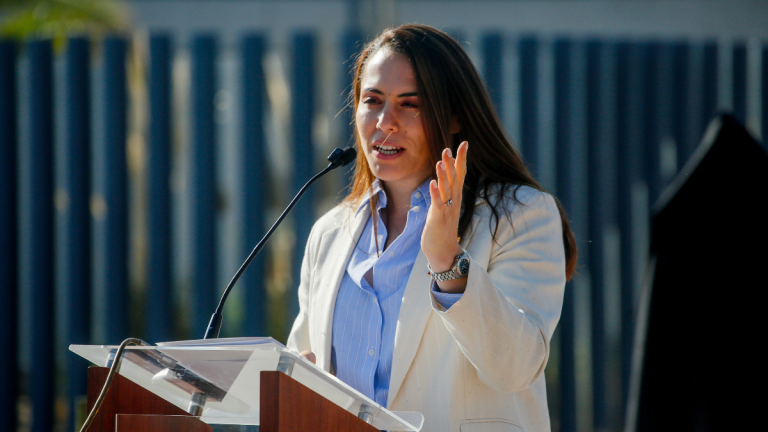 Natalia Duco define la 