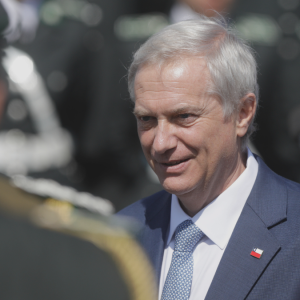 Republicanos y doble sueldo fiscal de jefa de gabinete de Kast y asesores de La Moneda: 