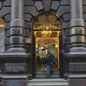 Cobro a deudores del CAE: Tesorería apunta que pagos se dispararon a $8.300 millones en abril