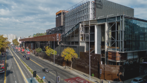 Paralización de ampliación del GAM provoca nuevos roces entre Claudio Orrego y el Gobierno: 