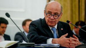 Gobierno sale a contener crisis por PGU y descarta recorte, pero admite revisión de beneficiarios