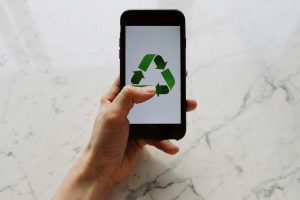 WOM habilita puntos de reciclaje electrónico en todas sus sucursales del país