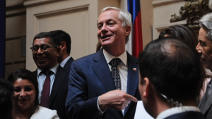 Tras propuesta de la UDI: Republicanos se cuadra con Kast y cierra la puerta (por el momento) a coalición oficialista amplia