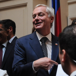 Tras propuesta de la UDI: Republicanos se cuadra con Kast y cierra la puerta (por el momento) a coalición oficialista amplia