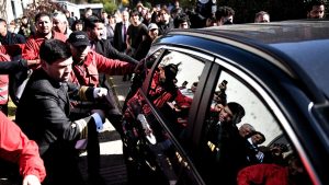 Agresión a ministra Lincolao: rector desmiente que se negara ingreso a Carabineros e identifican tres 