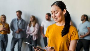 Feria laboral en Santiago ofrecerá más de 1.400 vacantes con sueldos de hasta $2 millones