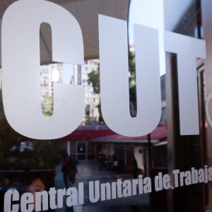 No hay acuerdo por sueldo mínimo: CUT rechaza propuesta del Gobierno y discusión se traslada al Congreso