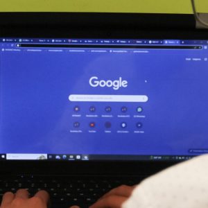 ¿Por qué los canales de TV chilenos demandaron a Google ante el TDLC?