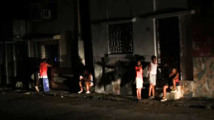 Dos tercios de Cuba están sin luz este lunes: los devastadores efectos en la salud mental por los apagones