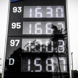 Combustibles impulsaron el alza del IPC a 1,3% en abril: inflación anual llegó a 4%