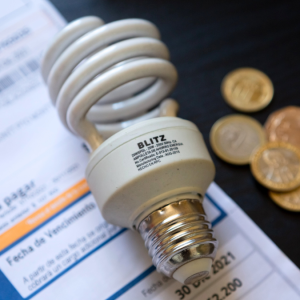 Alza será en julio: averigua cuánto subirá la cuenta de la luz según tu comuna
