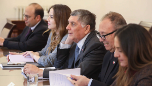 Con Alvarado al mando y un nuevo cruce entre Squella e Irarrázaval: las claves del comité político ampliado en La Moneda