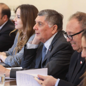 Con Alvarado al mando y un nuevo cruce entre Squella e Irarrázaval: las claves del comité político ampliado en La Moneda