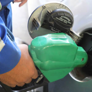 Averigua en cuánto variarán los precios de los combustibles a partir de este jueves 14 de mayo
