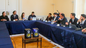 Encuesta Black & White: 64% de los consultados evalúa mal el rol de la oposición