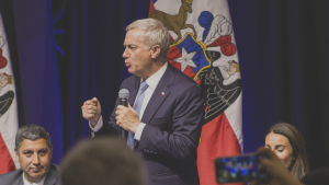 Kast no descarta decretos si megarreforma es rechazada: 