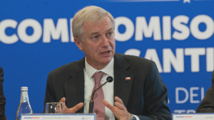 Cadem: 44% cree que Kast debe reconocer los errores del Gobierno en la Cuenta Pública 2026