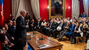 Flanco municipal por contribuciones se agudiza para el Gobierno previo a discusión en el Senado: alcaldes oficialistas encabezan las críticas