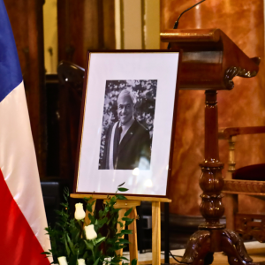 Ley que autoriza monumento del expresidente Sebastián Piñera fue publicada en el Diario Oficial: qué viene ahora