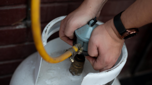 Cupón de $27 mil: Gobierno detalla cómo se entregará el subsidio al gas y las posibles fechas de pago