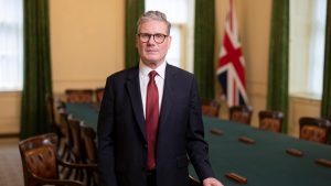 La caída de Keir Starmer reaviva el debate por la inestabilidad política en Reino Unido: seis primeros ministros en 10 años