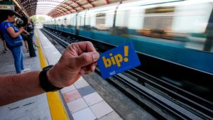 ¿Qué ocurre con el saldo que dejas en tu Bip!? Fallo judicial aclara la polémica que afectó a miles de usuarios