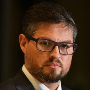 Acusación contra Grau: PDG sopesa votar en bloque a favor o dar libertad de acción a diputados