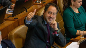 Diputado Urruticoechea, jefe de bancada libertaria: “RN muta cada vez más hacia la izquierda; no se puede servir a Dios y al diablo”