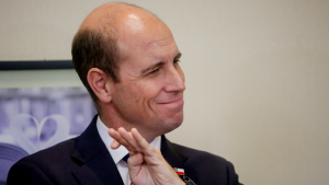 Tras arribo de Arrau a Seguridad: sube aprobación del Gobierno en combate al crimen e inmigración