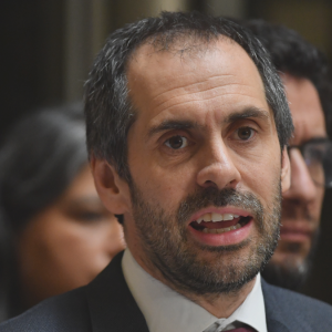 Acusación contra Grau: RN da libertad de acción a sus diputados en votación en la Cámara