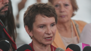 Tohá cuestiona gestión de biministro Mas: 