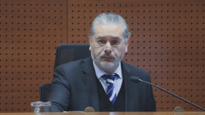 Suprema abre cuaderno de remoción a Daniel Urrutia y a otros 41 funcionarios por licencias médicas
