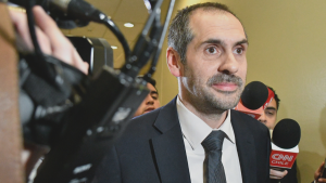 Grau apunta al Senado por AC: 