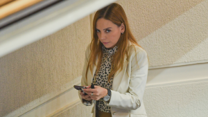Senadora Camila Flores apunta a Percy Marín y acusa filtración de fotos por 