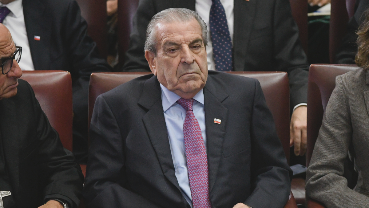La defensa de Eduardo Frei a Kast y sus dardos a B