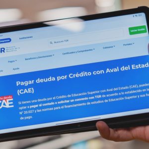 Tesorería concreta más de 1.500 embargos por deudas del CAE y oposición presenta Ley Sueldo Protegido