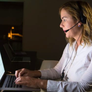Estudio vincula el teletrabajo con mayor aislamiento social y una peor salud mental