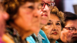 Beneficio a adultos mayores, ¿a qué costo?