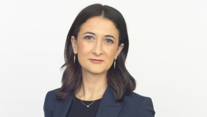 Qué se sabe de Anna Estevao, la abogada de alto perfil que defenderá a Nicolás Maduro