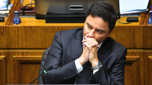 Carter toma distancia de Kast por solicitud de sacar militares para combatir la delincuencia: 