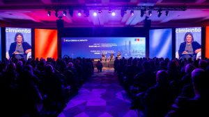 Gobierno cifra en al menos US$6.000 millones la cartera adicional de inversión de empresas francesas en Chile