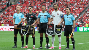 ¿Cuánto cobra un árbitro en el Mundial 2026? chileno Cristián Garay es designado en nuevo partido pese a polémico debut