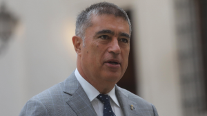 Desbordes logra frenar ampliación de Santiago 1 y llama al Gobierno a 
