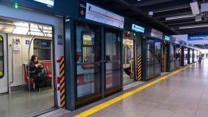 Ya debutaron en San Pablo: cuándo estarán instaladas las puertas en los andenes de la Línea 1