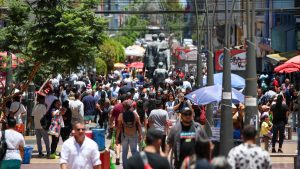 Encuesta revela las líneas rojas de los trabajadores: indemnización por años de servicio (30%) y 40 horas (27%)